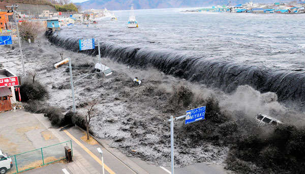 desastres-tsunami-japon-0517